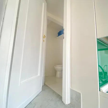 Amazing And Penthouse With Terraces In The Heart Of Apartament Neapol