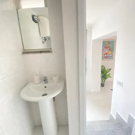 Amazing And Penthouse With Terraces In The Heart Of Neapol