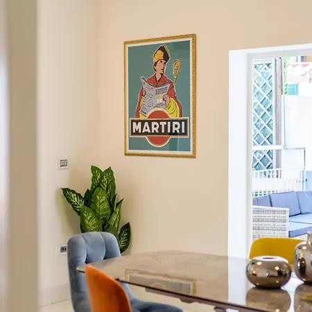 Amazing And Penthouse With Terraces In The Heart Of Apartament Neapol