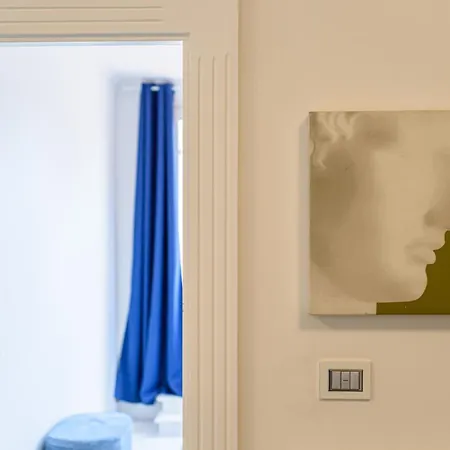 아파트 Amazing And Penthouse With Terraces In The Heart Of