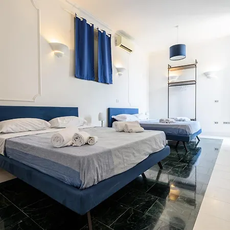Apartamento Amazing And Penthouse With Terraces In The Heart Of Nápoles
